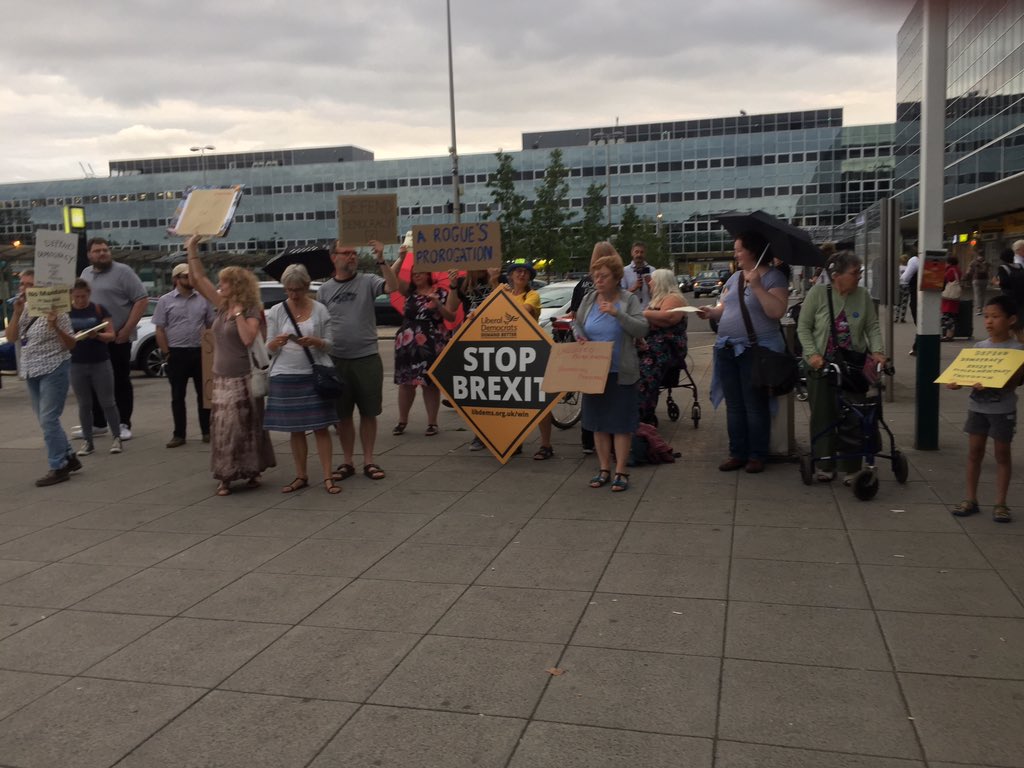 CatrinHDavies's tweet image. Great idea. Milton Keynes 28/8/19. #ProtestMap #DefendDemocracy #StoptheCoup