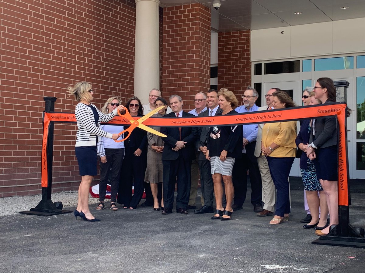 Stoughton High School recently celebrated their new school with a ribbon cutting ceremony.  An exciting day for Town of Stoughton and for the project team!