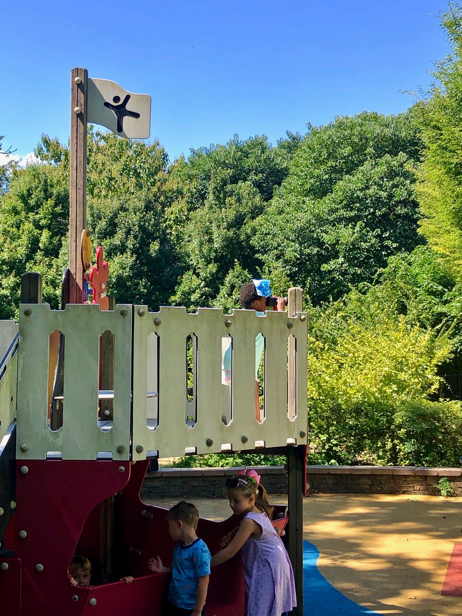 MarcLovelace's tweet photo. Wonderful family afternoon at @SmithPlayground! A must do near #Philadelphia! @roots_andwings https://t.co/m2KhV39bUU