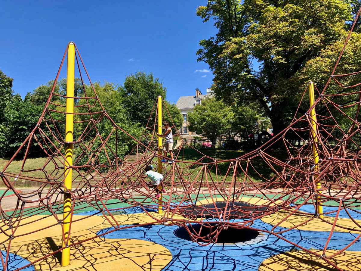 MarcLovelace's tweet photo. Wonderful family afternoon at @SmithPlayground! A must do near #Philadelphia! @roots_andwings https://t.co/m2KhV39bUU