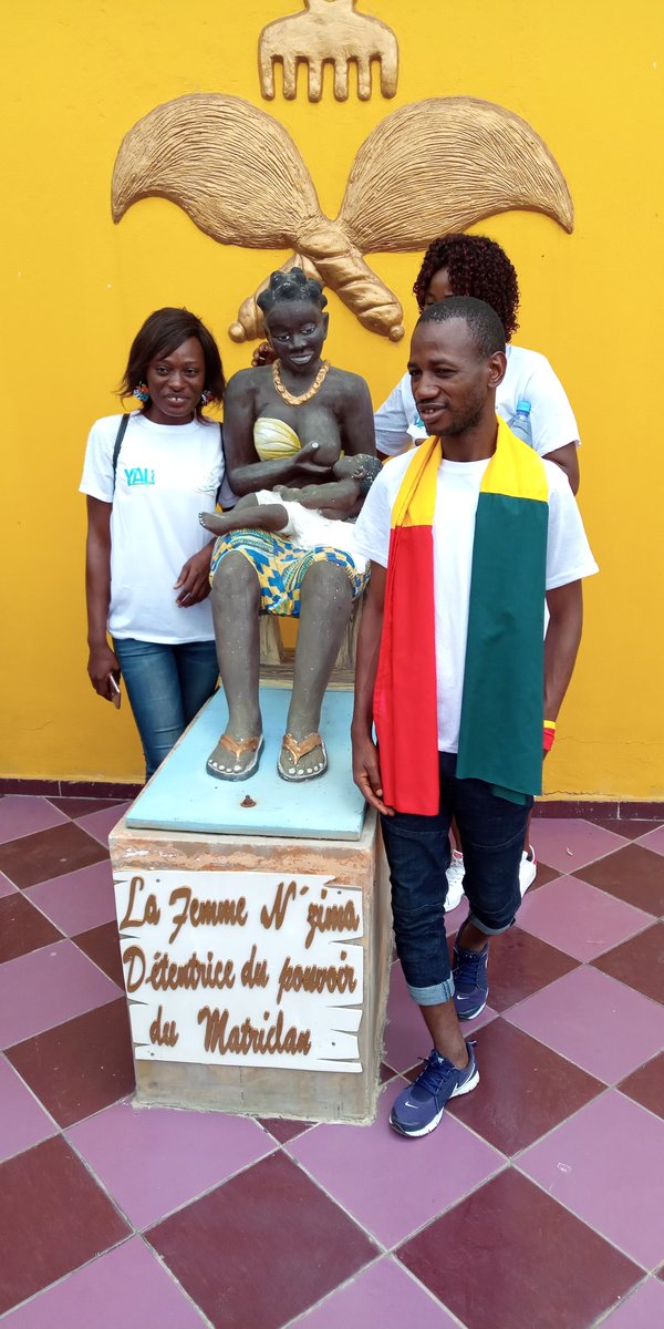 lansanakeita22's tweet photo. Visite dans le Palais-Royal de grand bassam chez le roi des Zuma kôtôkô
#CAMP_JLSD_IVOIRE_2019
#AGIR_POUR_LA_CÔTE_DIVOIRE
#FAFEDE
#COMMISSION_IVOIRIENNE_POUR_UNESCO
#CRL_YALI_DAKAR
#US_EMBASSY_ABIDJAN
#YALICOTEDIVOIRE
#TOGO_TIMES_INFOS
#Hamed_Koffi_Zarour
#SMATHEY_EZF https://t.co/4Ka55TRzxY
