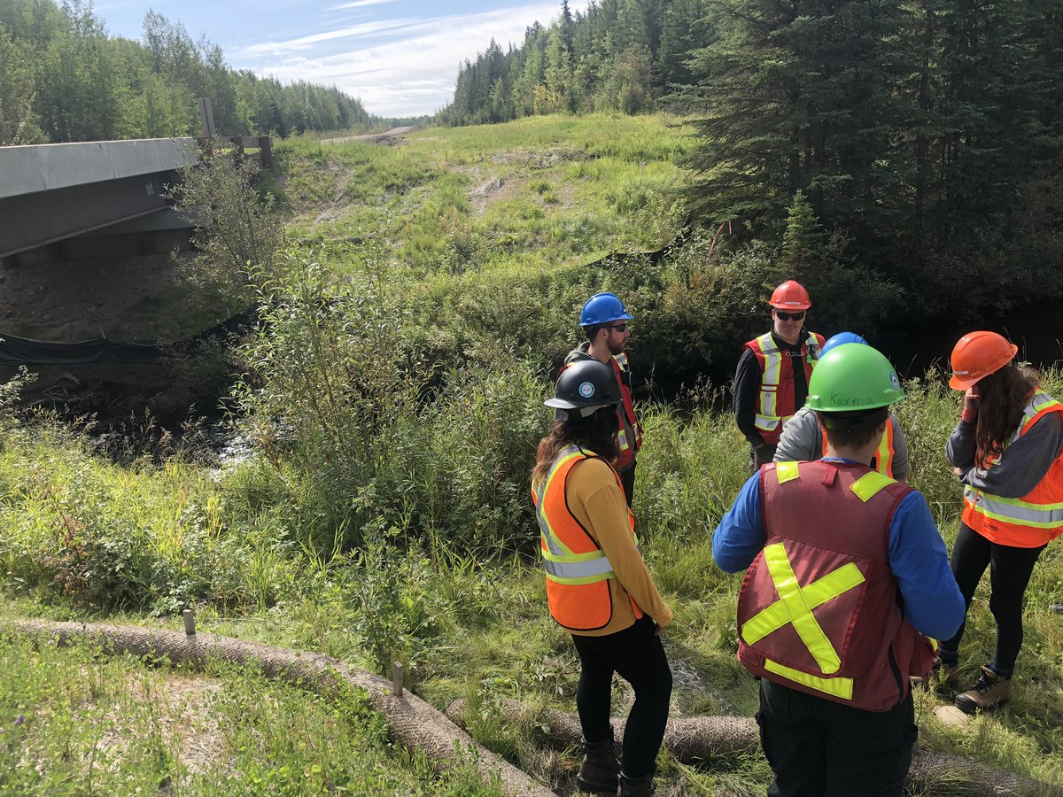 stauffer_g's tweet photo. This morning I took @UofAALES Forestry Fall Field School out for a tour of the Blue Ridge FMA. Discussed progeny sites, bridge and watercourse crossings, growth and yield, and much more. What a great bunch of incoming students! Really enjoyed my time with them. #ffs #westfraser https://t.co/zNiAN5o8vr