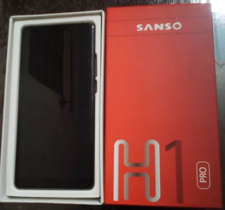 SansoGlobal's tweet photo. Revealing our Flagship device #SansoH1Pro with some of its Branding looks.. 😇

Isn't it Hot!!🔥🔥

#Sanso #SansoH1Pro #SansoH1Series #SansoH1Pro3D #SansoRedHot #LegacyIsForever https://t.co/BlQEKYMPGG