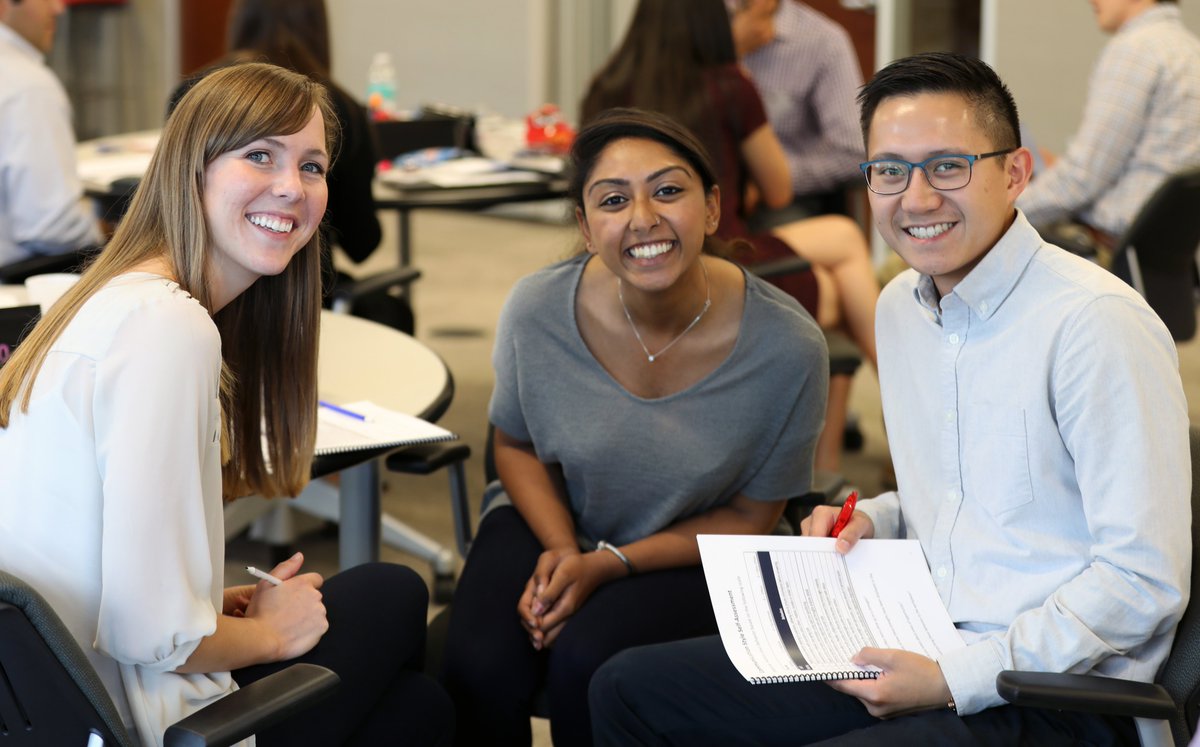 chevronphillips's tweet photo. From college to career, look to Chevron Phillips Chemical for that rewarding next step. Register and attend your school’s upcoming career fair to see how you can thrive with us. #workatcpchem #jobtalkthurs https://t.co/D0zMlceXZp https://t.co/I8swqkfYIm