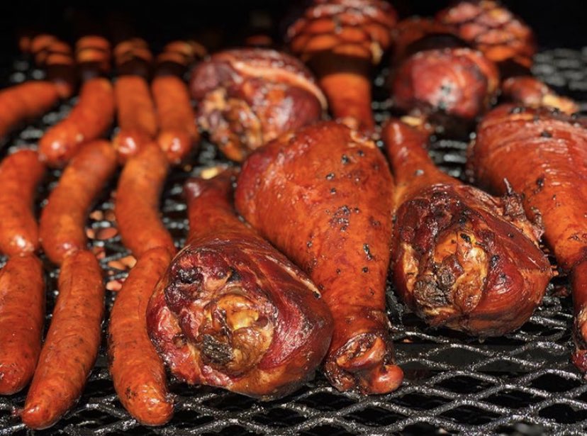 StreetFareSA's tweet photo. All draft beer is $1 off tonight! Grab a beer & a bite from @AyQueRicoSa1
@BobnTimmysTX #PurplePigBBQ π»π Park Hours: 5-10 PM π1916 Austin Hwy
#streetfaresa #foodieheaven #eatwherestreetfare #safoodtruck #foodtruckpark #safoodie #safoodblogger #safoodpics #saeats #eatlocal https://t.co/fPRQuk4AZM