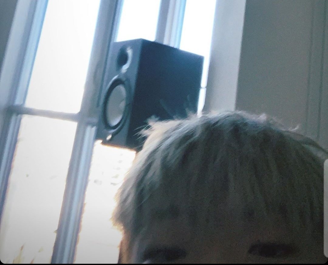 DRKCLDS's tweet photo. nobody:

changmo: https://t.co/CIaSRpwLWy