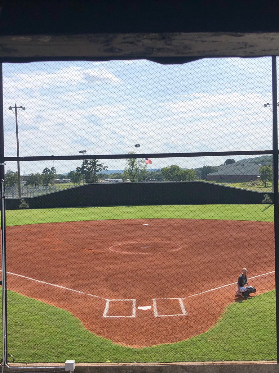 HenryettaSoftb1's tweet image. Vian @ Henryetta 5:00 #BeThere #GitIt