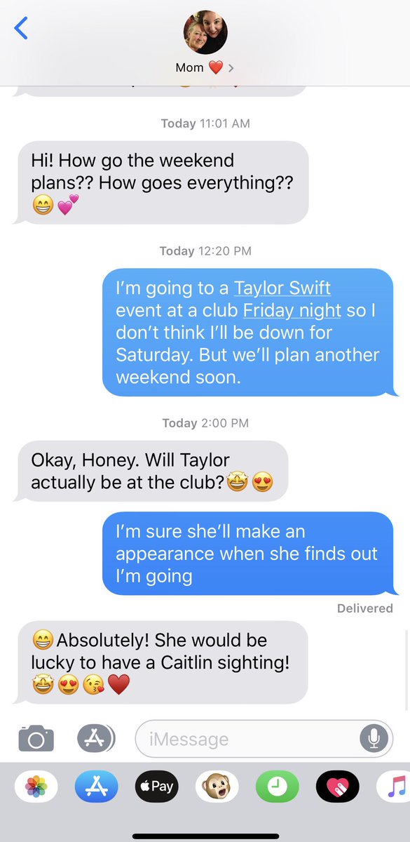 We love a silly & supportive mother 😂💕 @taylorswift13 #taylorswiftnight