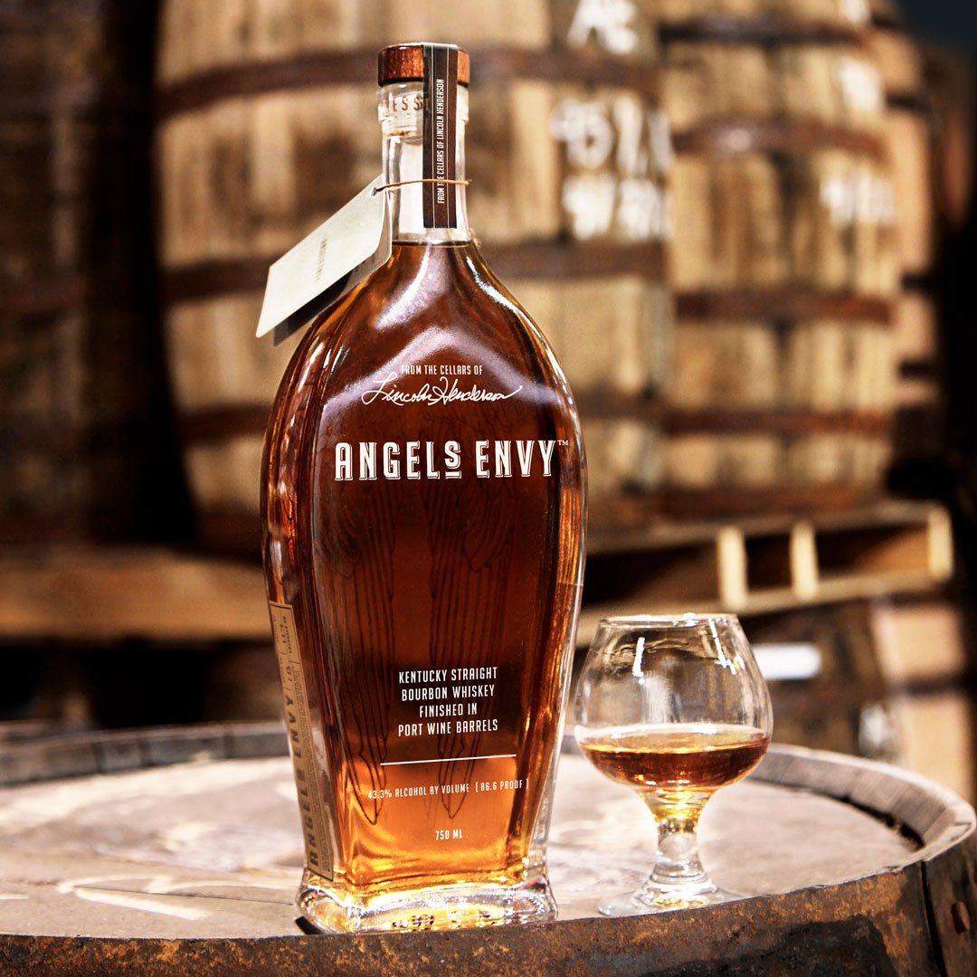 Angels_Envy's tweet photo. Next Tuesday, we’re hosting our first Live Whiskey Conversation on 500 Main which will be live-streamed at 7:00 PM Eastern Time. Join @kybourbonmaker and @FredMinnick, Editor-in-Chief of Bourbon+ Magazine as they discuss the future of bourbon. RSVP at https://t.co/9Qve63sgsH https://t.co/bgQnTkamzi