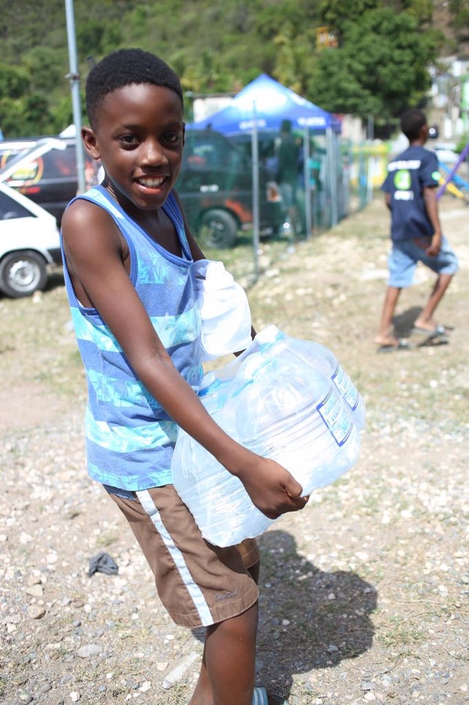 OfficialWATA's tweet photo. For us, itβs more than just the products we sell. Community responsibility is very important to us, hence we were more than happy to give back to the #BanksOfTheHope Kintyre community with @agentsasco.
#LandofGoodAndWATA #WATA https://t.co/VUe8J3Vvg8