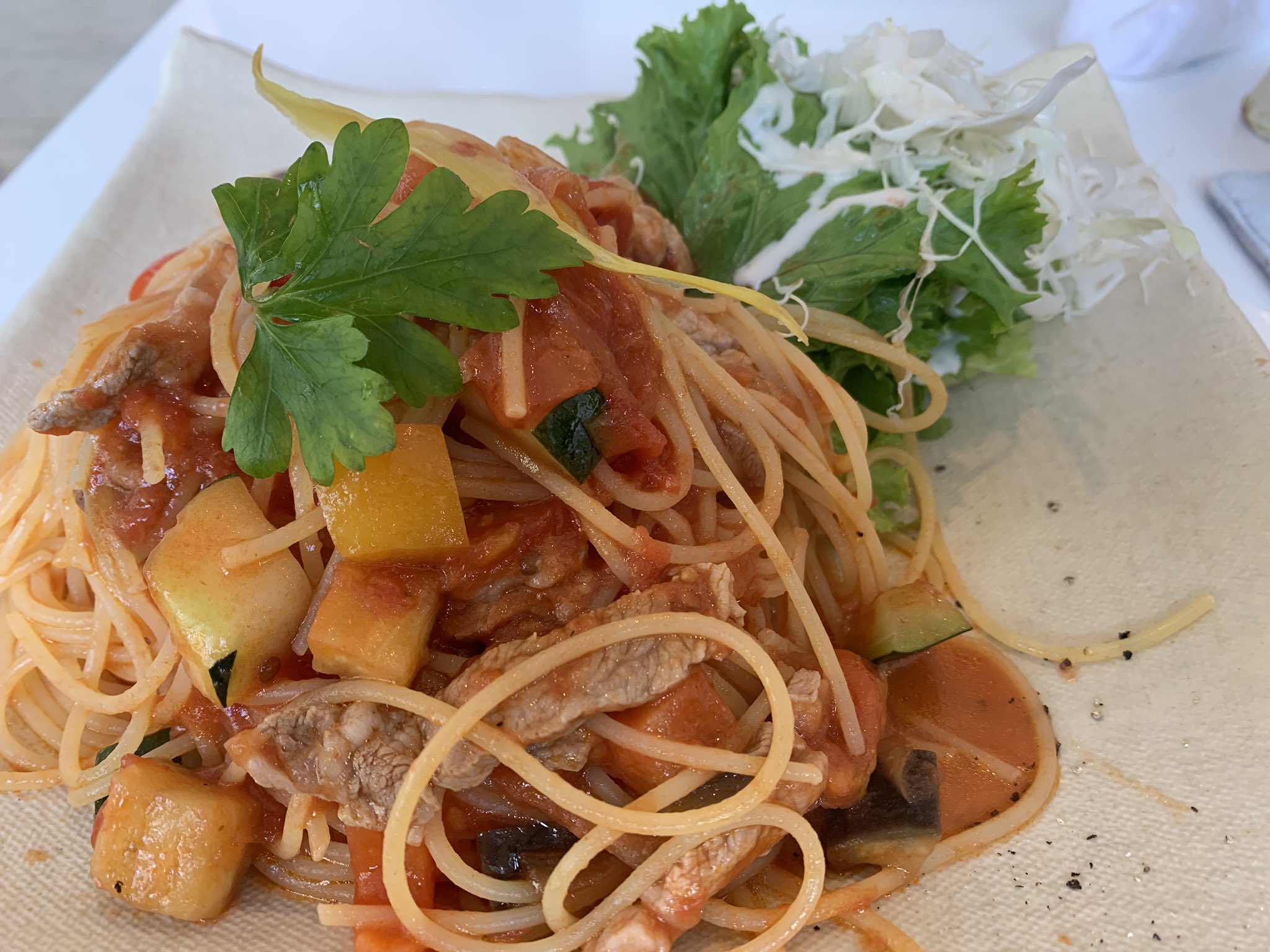 Takumix Jp Photography お昼ごはんですよ 今日は北広島のmonbonカフェ パスタランチ 店内の雰囲気も良いしごはんも美味しい 写真暗いから美味しそうに見えないのかな 北広島 Monbonカフェ パスタ T Co Zfci76bxle Twitter