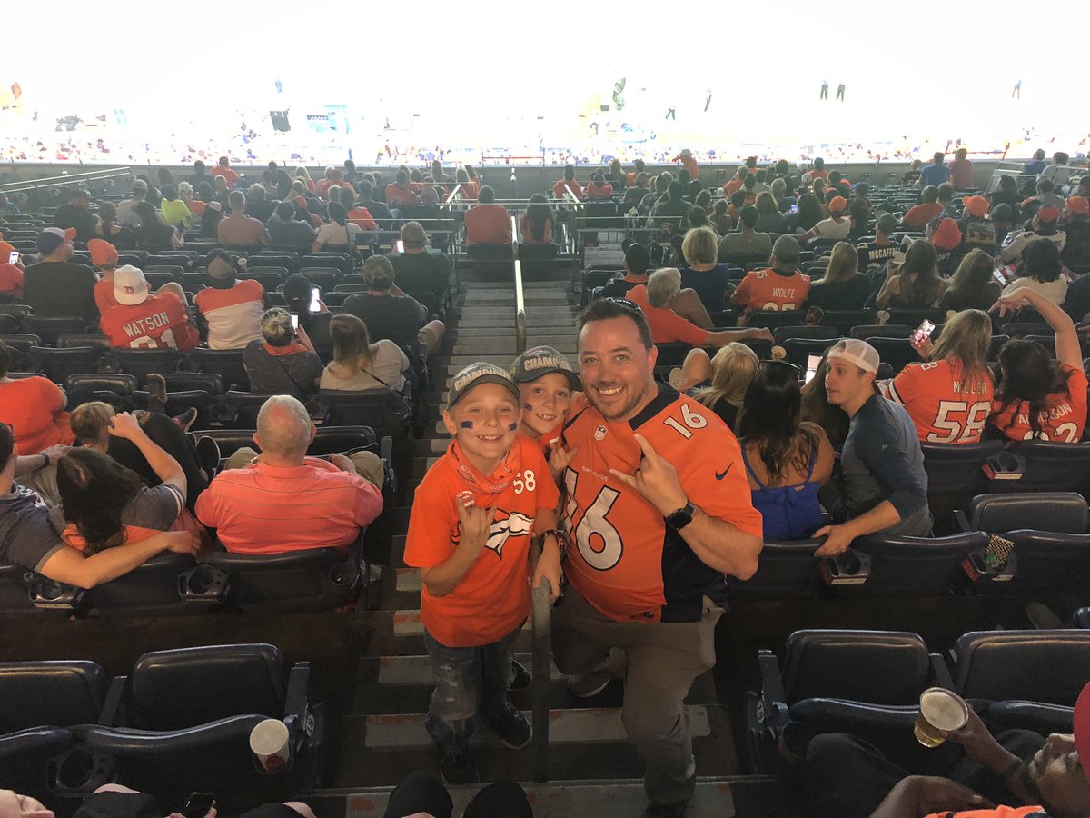ShamusSampson's tweet photo. @1RickLewis we are HUGE FANS! Thank you for taking a photo of me and my boys for their #firstgame #broncos #broncoscountry https://t.co/5xeOIvidV3