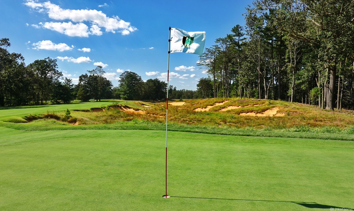 LinksGems's tweet image. A banner day today at the incomparable Pine Valley Golf Club. Picture perfect weather and a one-of-a-kind golf course are a tough combination to beat, but the exceptional company made this day truly special. Days like today make me extraordinarily grateful to be a golfer. 🍻