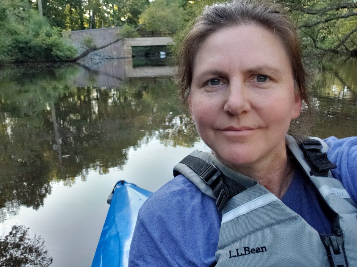 KnightsCathy's tweet photo. Finally got my kayak out. Not only can you drive over the Smithville bridge again, but you can finally float under it again too. #ECSKnightlyNews #SummerSelfieChallenge #ImOnABoatSelfie #BingoCardFilled #TwelveBingos #EndOfAQuestionableObsession https://t.co/DG2mTTcEs5