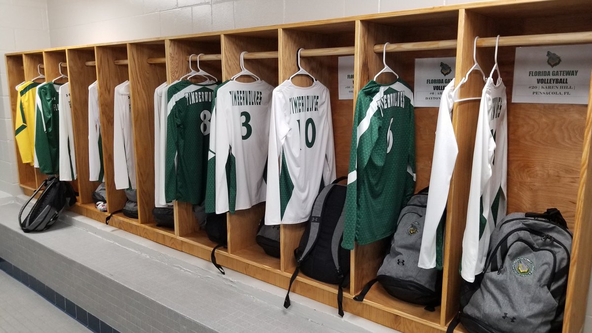 FGCathletics's tweet photo. We also want to say thanks to the CHS @TigerTownCHS wood working class for constructing the Volleyball lockers! #fgcvb #wolvesUP #pointWOLVES https://t.co/UIfdWBXB0d