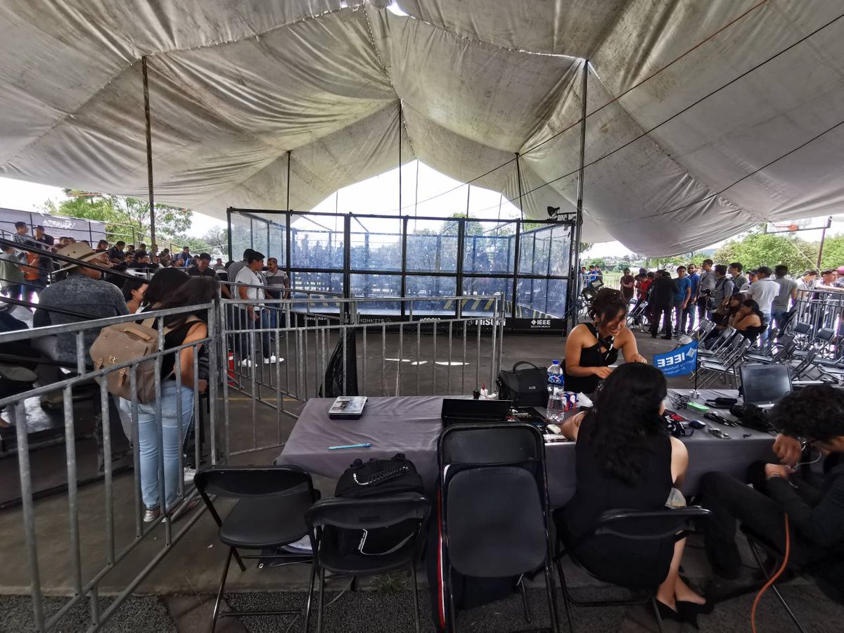 misumimex's tweet photo. #GDR13 #GuerraDeRobots powered by #MISUMI algunas fotos del evento, además recuerden que en MISUMI encontrarán millones de componentes para fabricar #robots y #maquinaria
https://t.co/kViWS9ltN6 https://t.co/IVNu3cCtqq