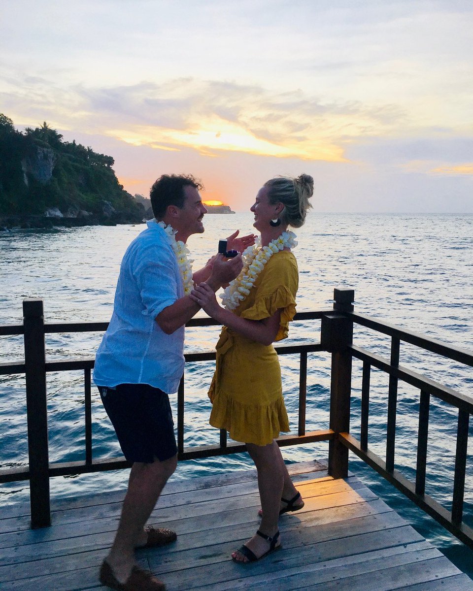 CerroneJeweller's tweet photo. Congratulations to our beautiful clients Hugh and Sally, we aredelighted to be a part of this special moment in time!
#cerronejewellers #proposal #shesaidyes #engagementring #sydneyjeweller #melbournejeweller https://t.co/3Dz6ChFXIK