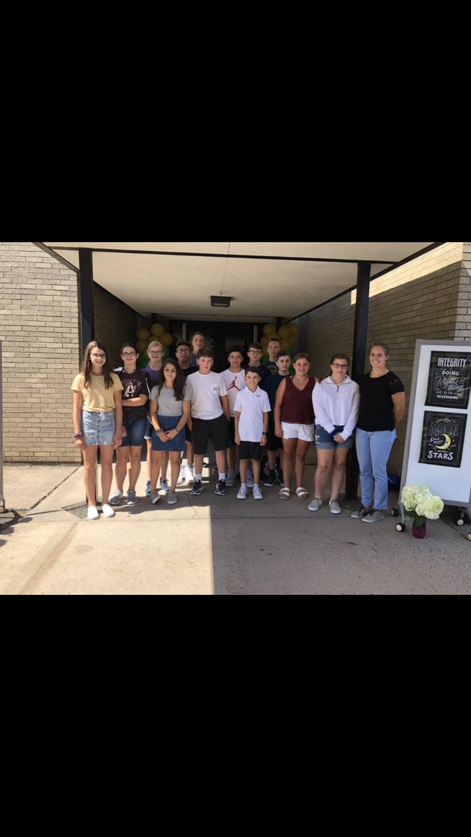 CooperHistory8's tweet photo. 8A Directed Studies - Cooper, Gallo, &amp; Rogers - looking sharp! https://t.co/VxMRRUumnE