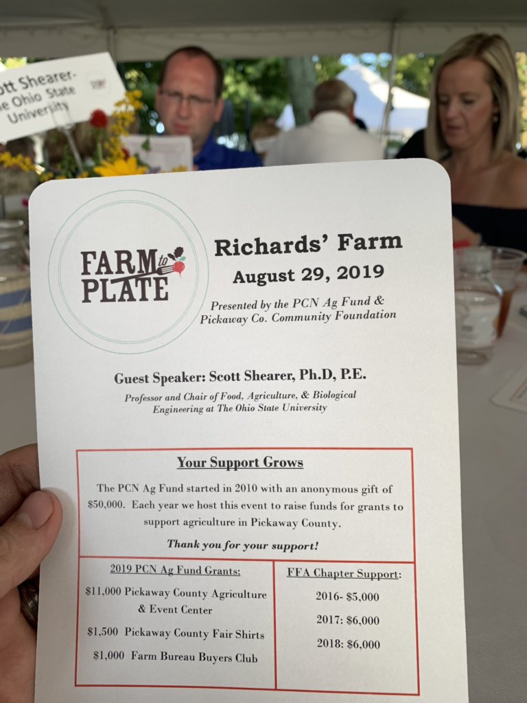 DeweyMann309's tweet photo. Nice weather, and fantastic event at #RichardsFarm in #PickawayCo. #FarmtoPlate with keynote @ScottShearer95. #TeaysValleyFFA @Westfall_FFA @LoganElm_FFA https://t.co/EH507tBTFH