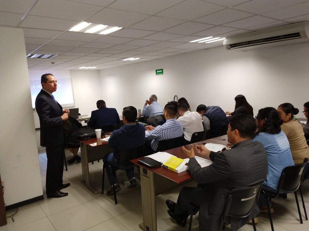 Agradezco la destacada participación de los alumnos de la Especialidad en Derecho Laboral Burocrático <a href="/INICAP_mx/">INICAP</a> <a href="/TFCA_mx/">Tribunal Federal de Conciliación y Arbitraje</a> durante el caso práctico expuesto en el tema "Incidente de Nulidad". La interacción catedrático- alumno propicia una mejor recepción del proceso cognoscitivo.