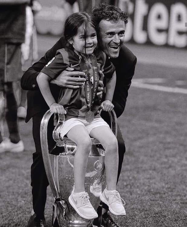 Desde la <a href="/ecsalmantina/">@e.c.salmantina</a> escuela de ciclismo salmantina sentimos profundamente la triste pérdida de la pequeña Xana, hija del exseleccionador Luis Enrique Martínez. Nuestro mas sentido pésame a familiares y allegados.@LUISENRIQUE21 

#DEP