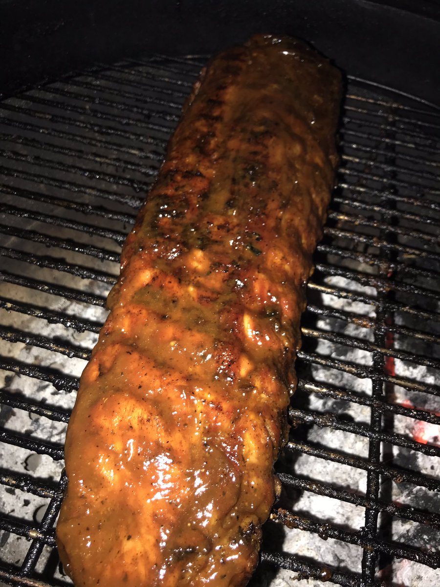 JustABahamian's tweet photo. Whole Roasted Spiny Lobster, Smoked Ribs 👅👅👅 #grillin #summertime #mybrilandlife #bigreenegg https://t.co/ct4Pf1mzm9