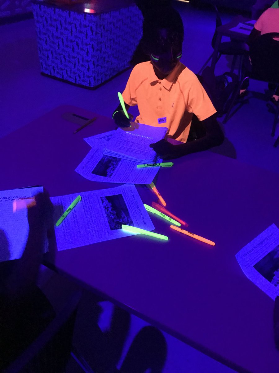 Glow day was definitely a hit! We had so much fun while learning about different sentence types and matching the three ways to say/write numbers! #FifthOnFire <a href="/delanna_herald/">Delanna Herald, NBCT</a> <a href="/AlvatonElem/">Alvaton Elementary</a>