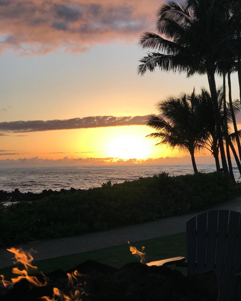 Live for moments you can't put into words ✨  #Sunset 😍
