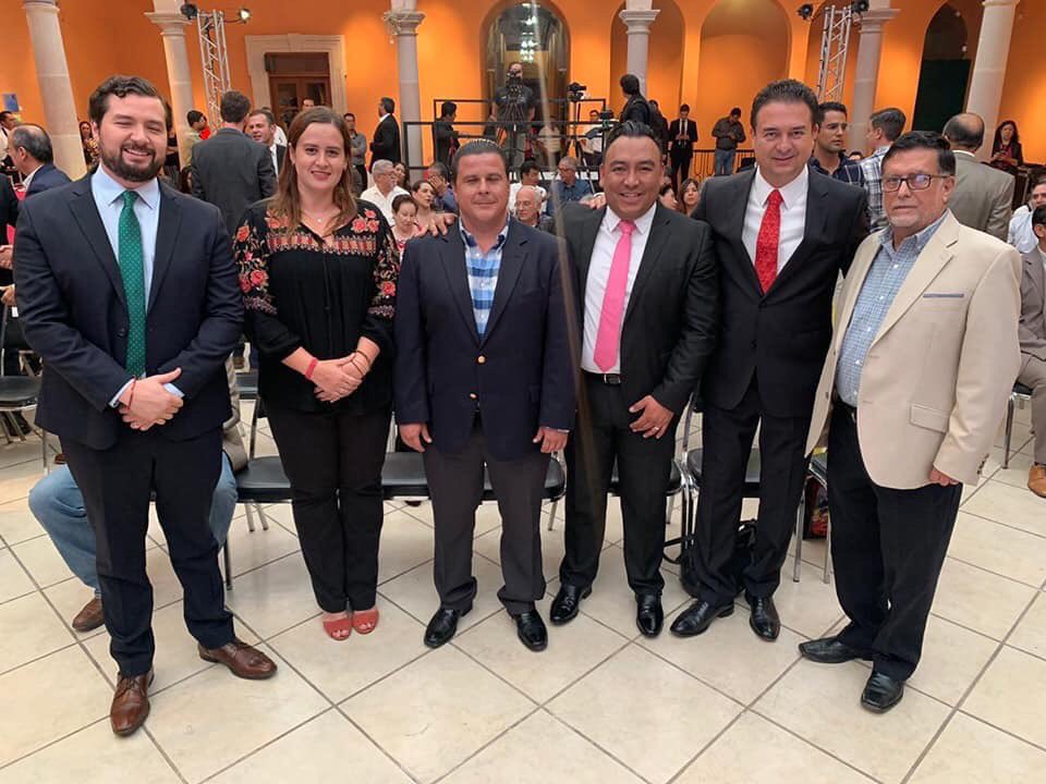 En la entrega de la “Presea Manuel  Acuña”, misma que fue recibida por <a href="/DanielGarzaFoto/">Daniel Garza Tobón</a> , de Manos de nuestro Alcalde el Ing <a href="/manolojim/">Manolo Jiménez Salinas</a> , por su trayectoria como Biólogo y cómo Fotografo, con más de 3 millones de fotografías publicadas. #TodosPorSaltillo