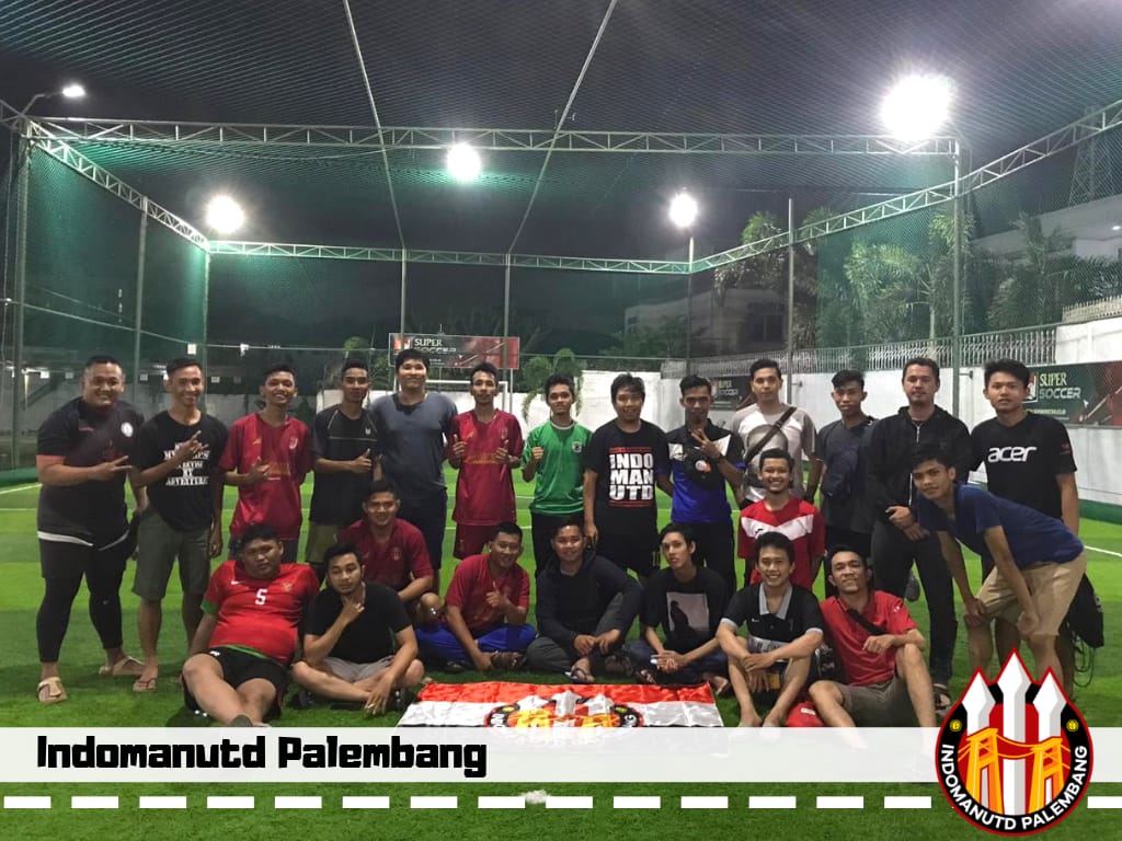 Terima kasih teman2 yg sudah hadir fun futsal, terima kasih jg buat teman2 dari <a href="/AIS_PLG/">AIS Palembang</a> 

Kalian luar biasa!

#indomanutd #manutd #funfutsal #plur #peaceloveunitedrespect