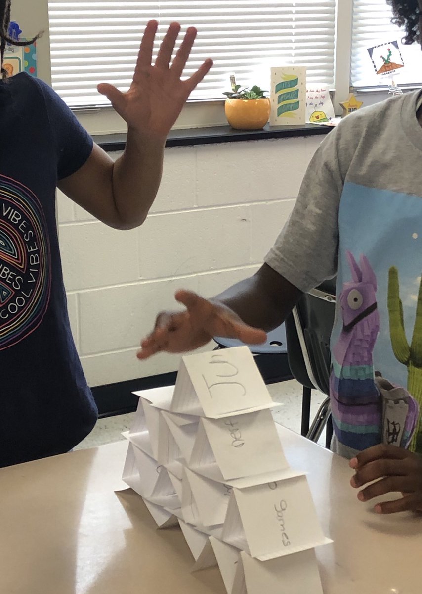 YHasenei's tweet photo. My students had a blast making an index card tower while learning what they had in common and how to work as a team. #WellerWildcats #SWES4thgrade @Wellerwildcats https://t.co/sGPpTCBkoV