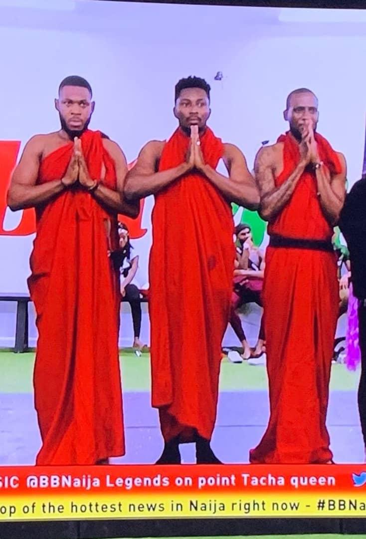 drsinzuu's tweet photo. Why are they looking like ritualists???

Kanayo kanayo kanayo!! #BBNaija https://t.co/VYqxhgKhpH
