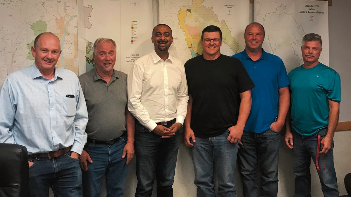 ILA Executive and Directors meeting with Ravi Kahlon, Parliamentary Secretary in Castlegar today; to discuss the current situation in the Forest Industry and talk about ideas to assist ILA members. Garth Wiggill, Reid Hedlund, Ravi Kahlon, Ron Volansky, Shawn McIver, Grant Walton