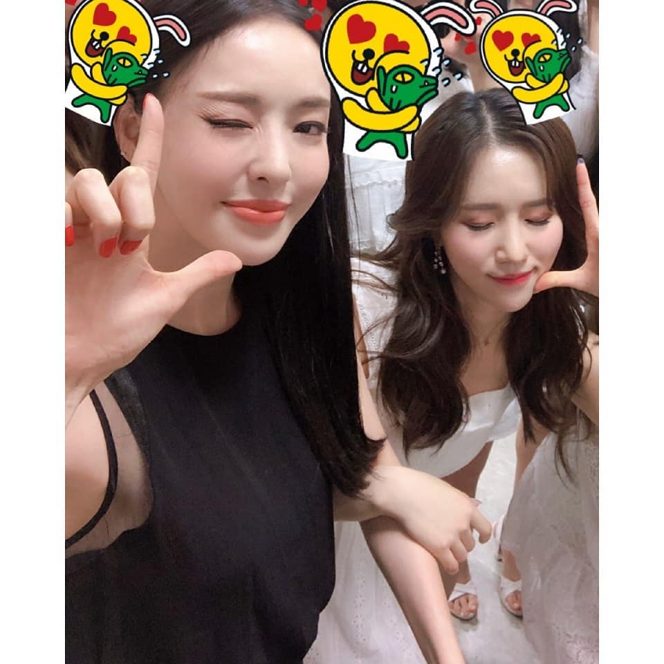 LovelyzBrasil's tweet photo. [#IG] 28.08.19 - Atualização da JIN no Instagram oficial do Lovelyz! 

Dahee's senior❤️
#TrueRadio #6horas #Até_amanhã😌

#러블리즈 #Lovelyz #JIN https://t.co/QFj9BSqqNN