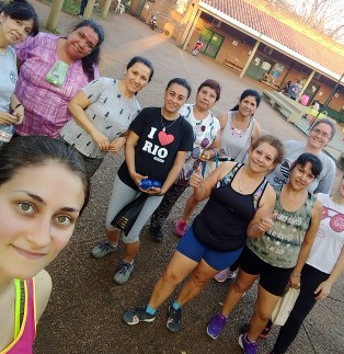 DirEducFIsica's tweet photo. C.E.F. N° 3 - Garupá
La Prof. Tamara Bernal, Gym con las chicas, step preparadas para el verano. #Misiones #CEF #CEF3 @noelialeyria @MinDepMisiones @CGEMisiones @maidanamis @misioneseduca @ivonneaqui https://t.co/ZjXultHLw3