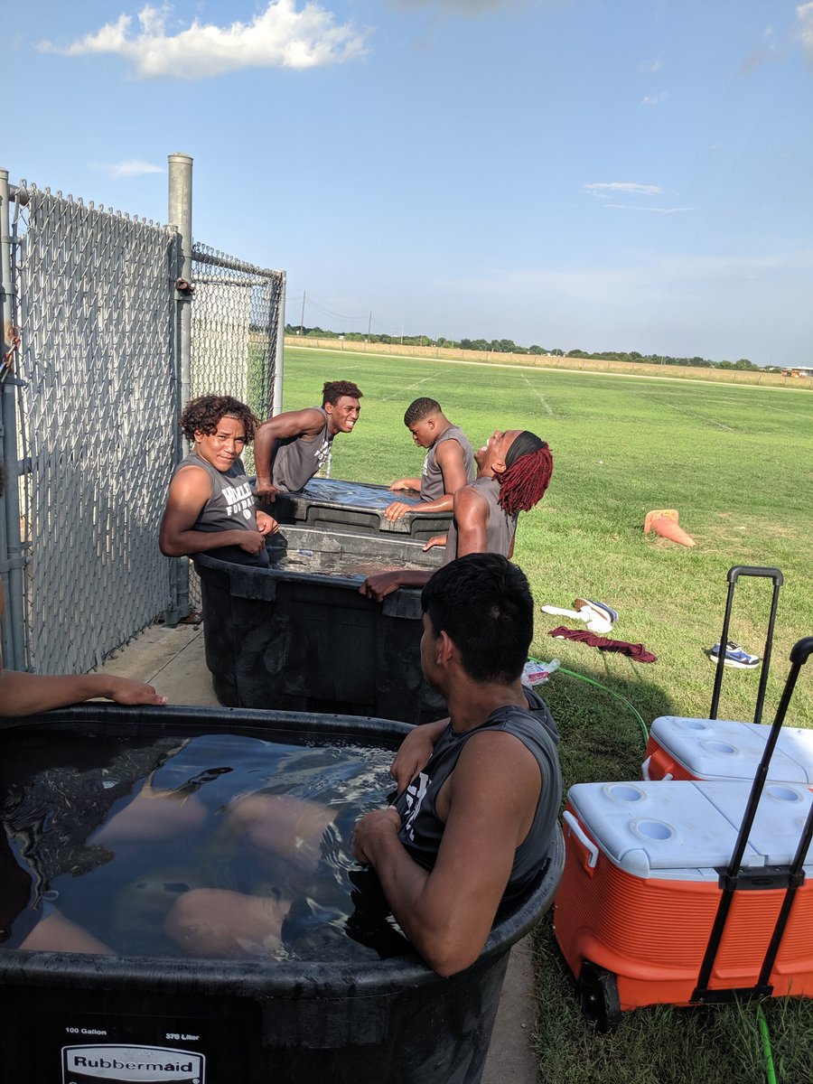 WallerSportsMed's tweet photo. Every last piece of ice in our fieldhouse was used for ice baths today...&amp; it melted. So. Fast. Enjoy these pics of our @FSEBulldogs boys getting ready for the game tomorrow night v. Bryan!
We're so ready for our COLD DADDY!🥶🐾 #WallerSportsMedicine @getcolddaddy https://t.co/b3c7jpHyle