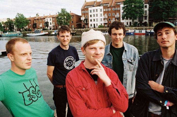 Under_Radar_Mag's tweet photo. Promising new Brighton, England-formed five-piece Squid (@squidbanduk) are releasing a new EP, "Town Centre," on September 6 via Speedy Wunderground. Now they have shared another song from it, “Match Bet.” #Squid #MatchBet #TownCentre #NewSong https://t.co/wZ4pBA8ymr https://t.co/DXbg08XsZZ