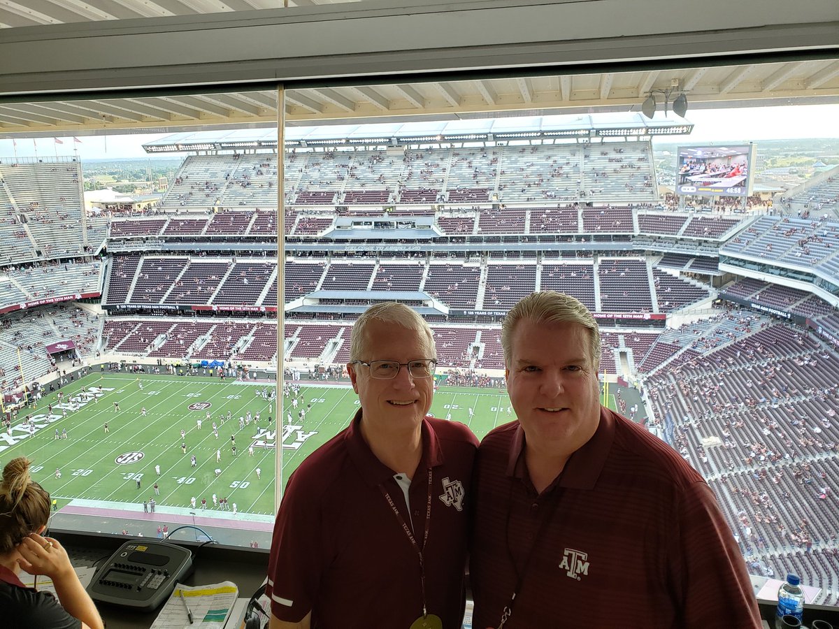 MikeWAAY31's tweet photo. On schedule for kick time. Storm moved north. Ready for another season. Couldn't do it without spotter Mark Green. Let's do this. #GigEm #BTHOTexasState https://t.co/yF9Sr8R1dU