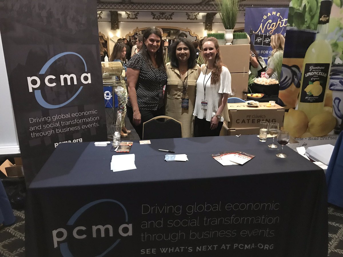 Thank you so much to these awesome volunteers from <a href="/GMCPCMA/">PCMA GMC</a> for helping us exhibit today <a href="/hospitalityfest/">Hospitality Fest</a> #pcma