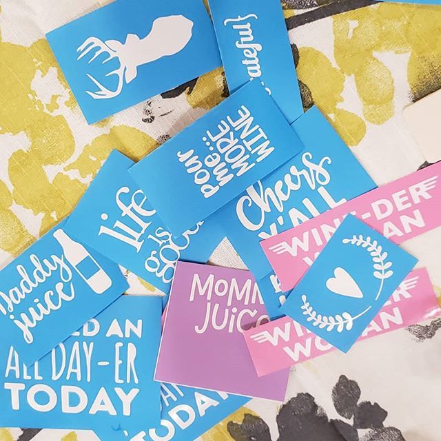TheDevilishEgg's tweet photo. All ready for etched wine glasses at Hawthorne at the Trace! Such a fun community event sponsored by @hawthorneatthetrace!
#craftandsip #diycrafts #hatchyourcreativity https://t.co/vrfJUlNpAN https://t.co/hRCUYn5eqM