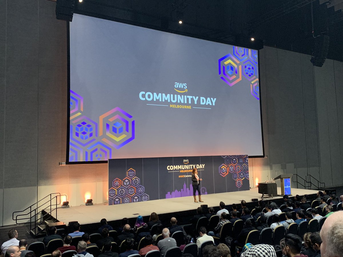 jessieweiyi's tweet photo. In #AWSCommunityDay today, listening @jeffbarr ‘s journey to cloud. https://t.co/OsoVFkzH0p