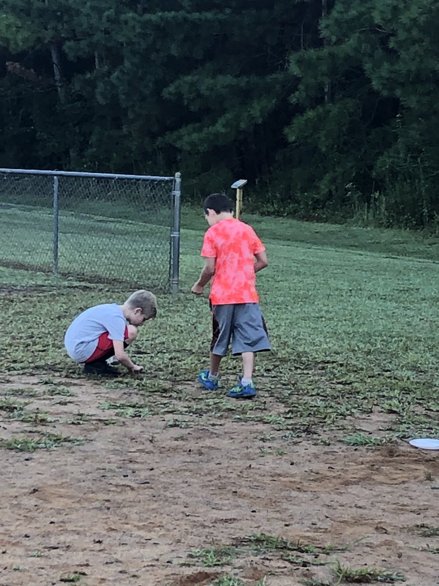 Going on a rock hunt to be able to describe the different physical attributes of the pet rocks they find. <a href="/ChloeRomeo813/">Chloe Romeo</a> <a href="/cathy_fitts/">Cathy Fitts</a> <a href="/R_M_Moore_Elem/">R M Moore</a>