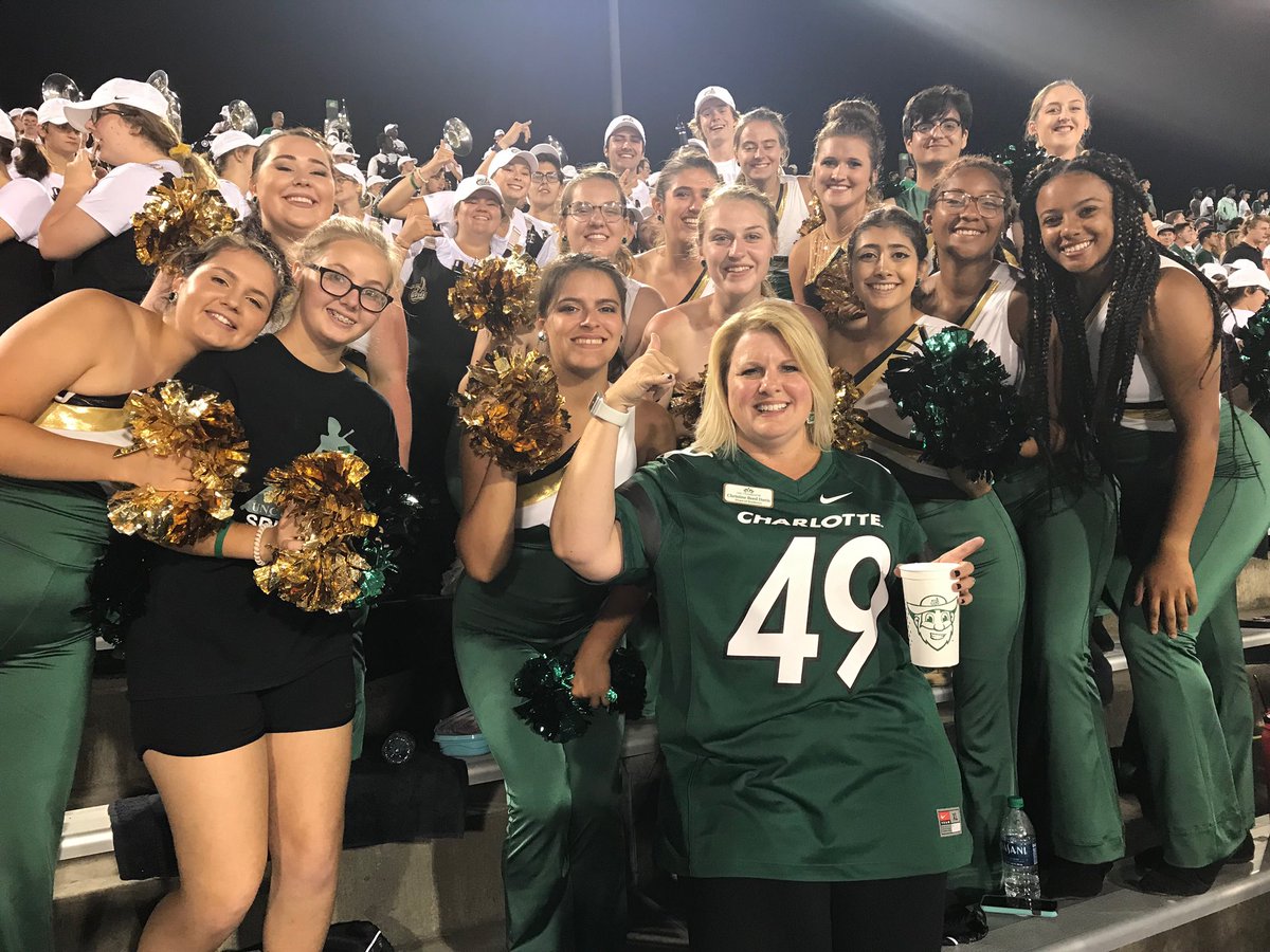 CLTDean's tweet photo. Made my way over to the student section to high five and hug some proud #Niners! @ATO_UNCC @PNNMB @DrewP617 #GoldStandard #PackTheMine #WeAreAllNiners https://t.co/akH8LyUe0n
