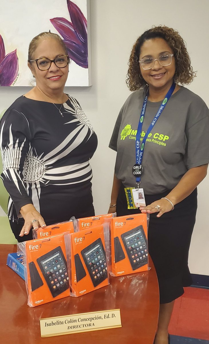 MayneOsorio's tweet image. Today, I deliver the tablets for the mobile csp course in my school! 
#MobileCSP #csed @mobilecsp @nationalcsed