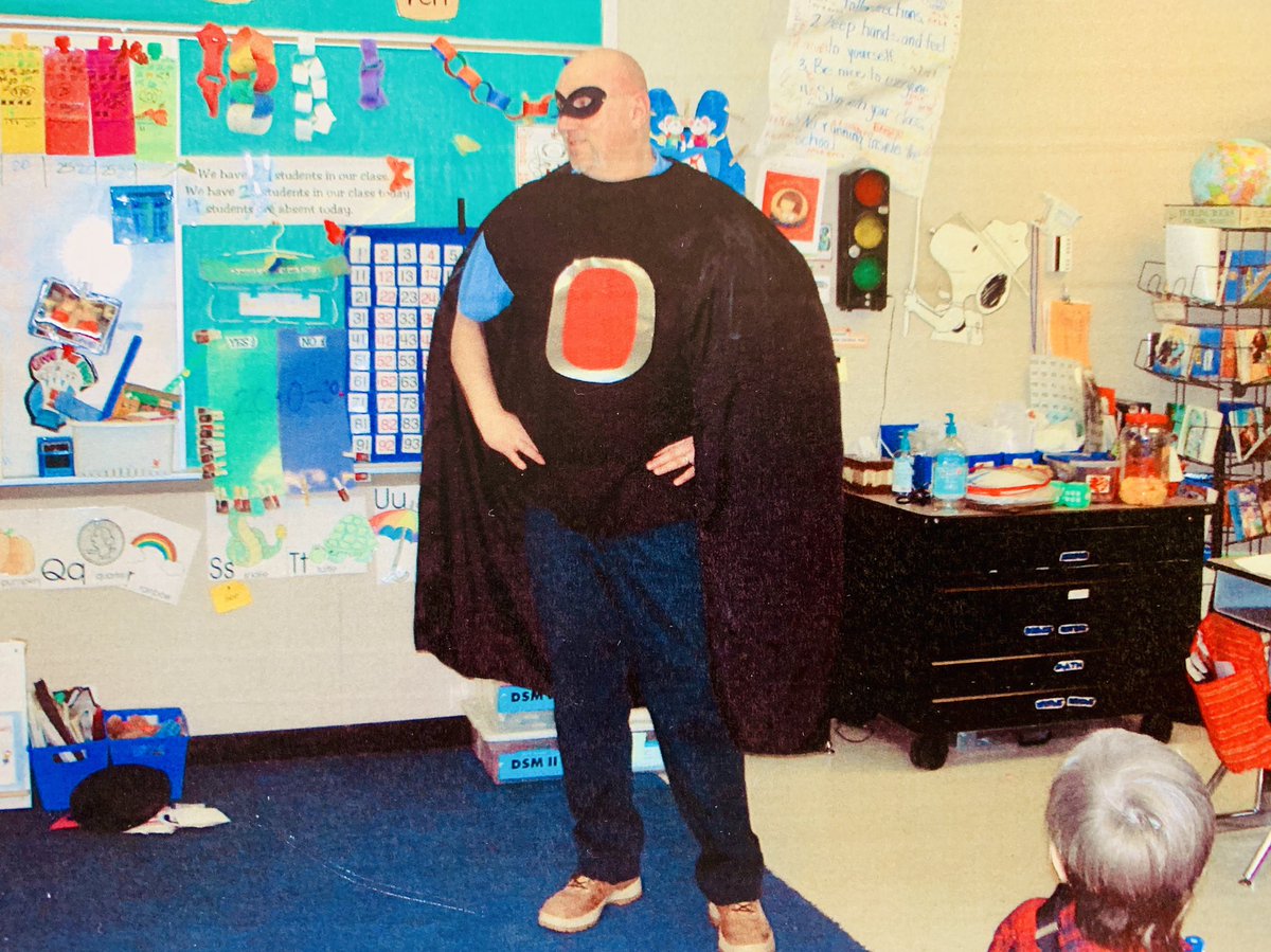 ChanceylovesART's tweet image. An archived treasure. Our favorite Chancey, Caped Crusader, ‘Zero the Hero’. My Former K students were learning how to count by 10s. An example of the Chancey Community, working together for student success and to make learning fun! @ChanceylovesART @ChanceyChat