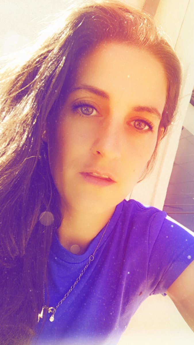 jaxofficial23's tweet photo. Sometimes #snapchat makes you feel #beautiful #🤷🏻‍♀️ https://t.co/iiHkWpOYky