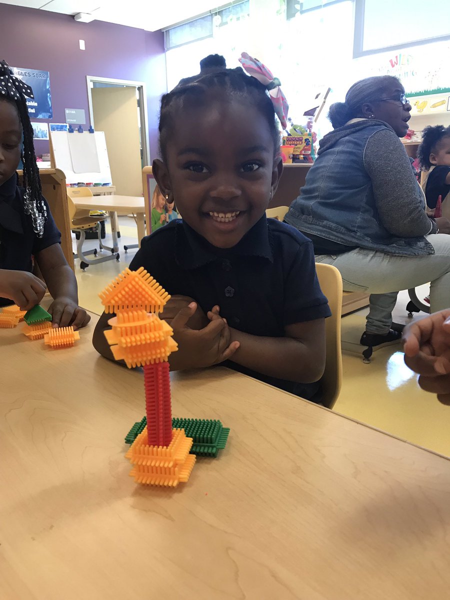 Maisha_Riddle's tweet image. First Day of PS (3 year olds) @KetchamES! Look at those smiles! #BackToDCPS