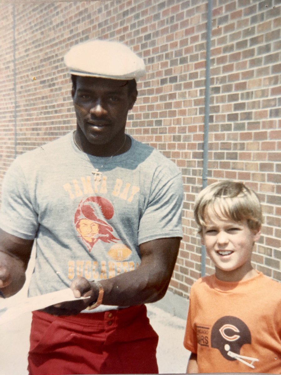 ChadGregory12's tweet photo. @paytonsun @WGNTV @walterpayton He was my idol and I’ve named my son after him.  This is me with Sweetness when I was 9. It was during training camp in 1979 https://t.co/UfROYfKuud
