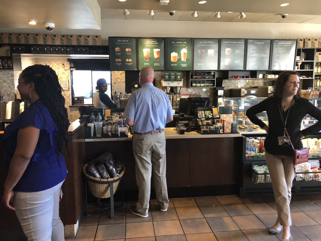Mrseduc8tor's tweet photo. When the administrative team takes the faculty on a field trip to Starbucks. Hmmmm! They are prepping the faculty for an awesome start to a new school year. #Starbucks #Energize #GRIT @pg_chandler @lpennycuff @wbarnes1234 https://t.co/oDgNlj1eCO
