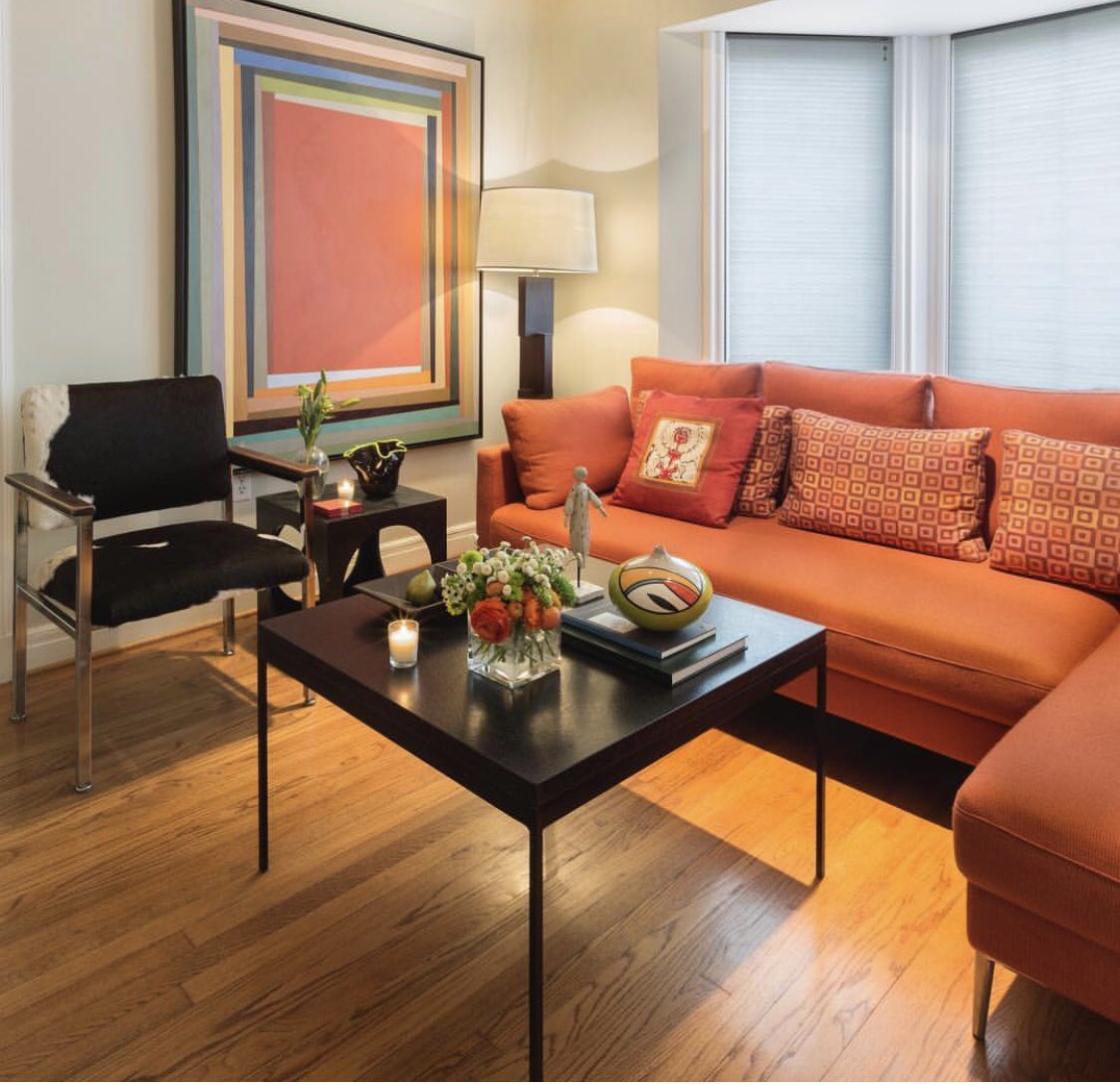 paxtonplace's tweet photo. Orange is the new black...#livingroomdecor #livingroomideas #interiordesign #interiorspaces #design #fortworthlocal #fortworthdesigner #dfw #dallasdesigner #instagram #insta #color #tsgfortworth #art #cowhide @paxtonplace @garyloganphoto 📸 https://t.co/mqli5fYZde